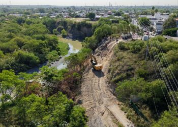 Inicia Juárez  pavimentación en avenida Las Margaritas