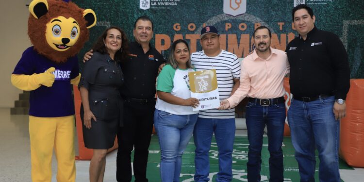 Otorgan certeza jurídica a familias de NL