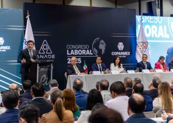 Inaugura Samuel Congreso laboral