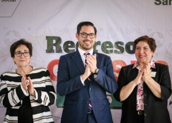 Más de 108 planteles educativos inician ciclo escolar seguro en Santiago