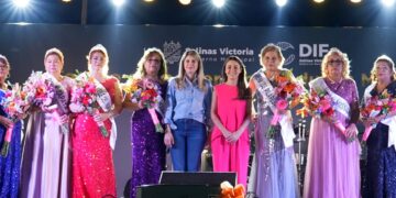 Celebran a los adultos mayores en Salinas Victoria