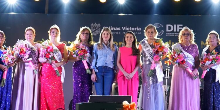 Celebran a los adultos mayores en Salinas Victoria