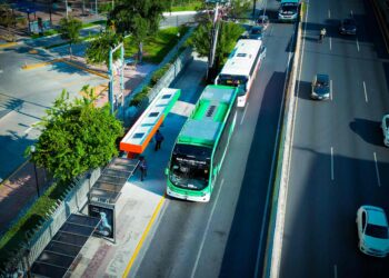 Nuevos parabuses seguros en NL