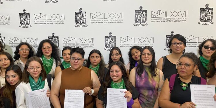 Busca Morena aborto libre y seguro en Nuevo León