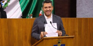 Propone reforma a la Ley del trabajo