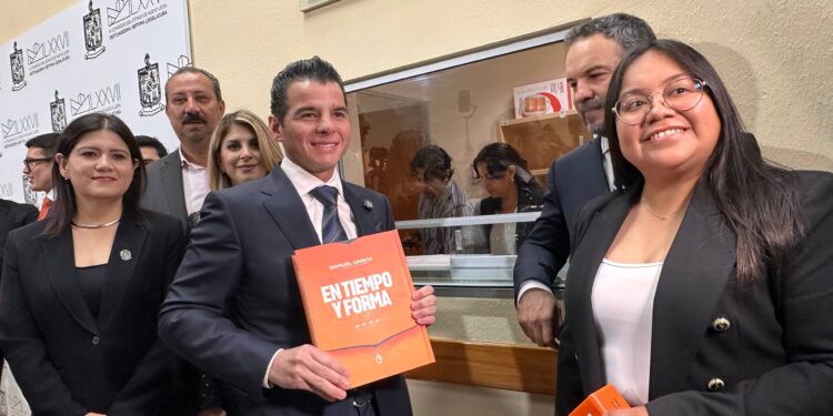 Entrega Gobierno de NL cuarto informe