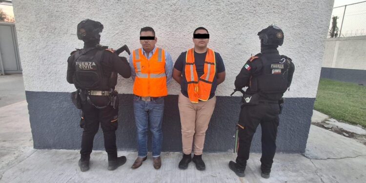 Aseguran más de 300 mil pesos en Anáhuac y detienen a dos