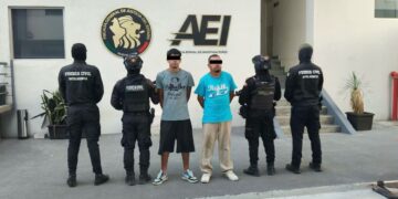 Detienen a seis con droga en Linares