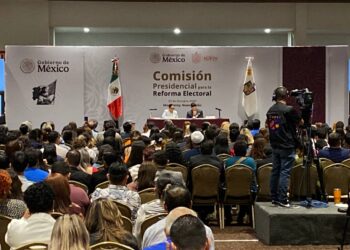 Participa Nuevo León  en audiencia para la reforma electoral federal