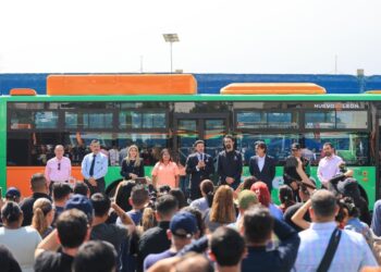 Refuerzan transporte en la cuenca poniente