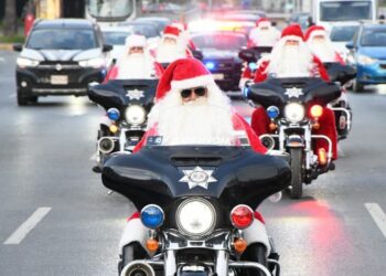 Salen Santa Claus motorizados