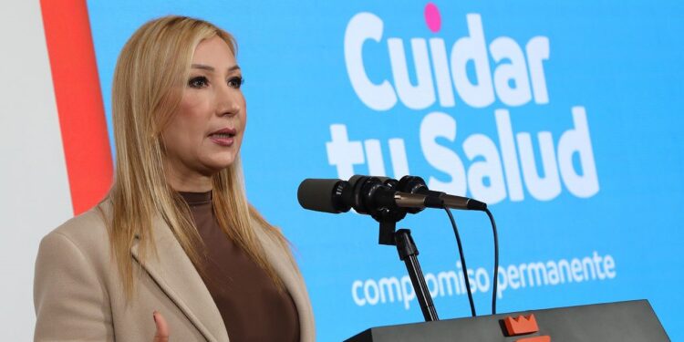 Exhortan a vacunarse ante nueva variante de influenza