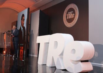 Reconocen con distintivo TRE a empresas y sindicatos