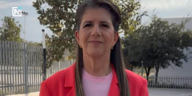 Capacitan a emprendedores en idioma inglés