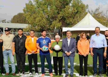 Encabeza Samuel García regreso a clases