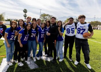 Inauguran Cancha en Prepa 15