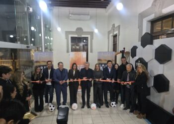 Inauguran exposición “El gol se grita aquí”