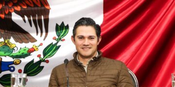 Pide atender denuncia de plaga en Santiago