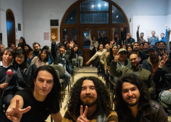 Viven con Overlap trío velada ecléctica