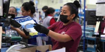 Consolida NL  primer lugar en empleo