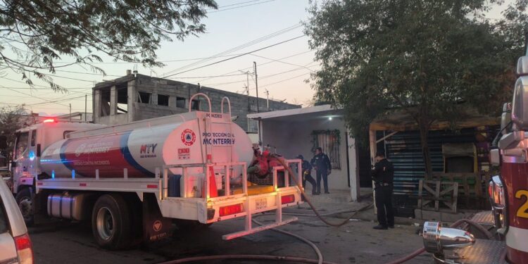 Fallece hombre en incendio de domicilio 