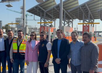 Abre Samuel paso gratuito en autopista al Aeropuerto