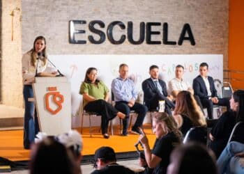 En NL, ningún niño está solo: Mariana Rodríguez