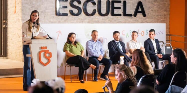 En NL, ningún niño está solo: Mariana Rodríguez