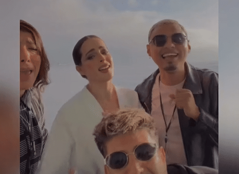 Fátima Bosch canta “Como la flor de Selena”