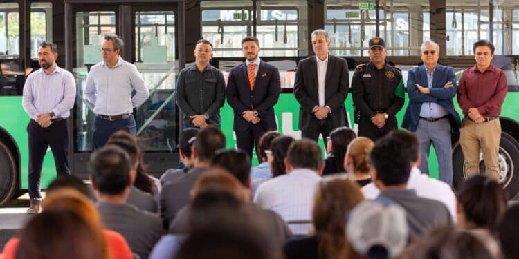 Samuel destaca movilidad de Nuevo León