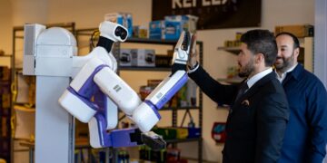 Invertirá en NL empresa de Robots Humanoides