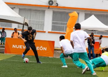 Inauguran la cancha 454 en el estado