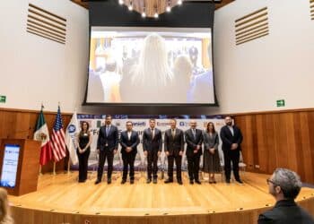 NL listo para integrarse a la cadena global Semiconductores: Samuel