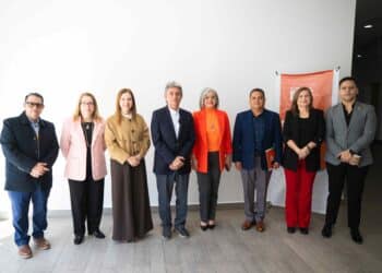 Certifican a escuelas promotoras de la salud