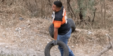 Retiran más de 200 llantas del Río Santa Catarina