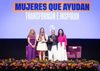 Destaca Mariana la importancia de mujeres líderes