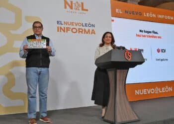 Lanzan placas y licencias mundialistas