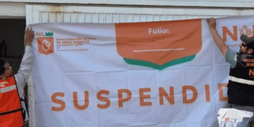 Clausuran funeraria por descargas irregulares en Monterrey