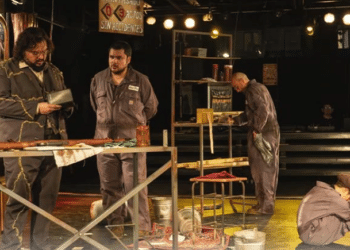 El mundo laboral en escena en “El arma de Chéjov”