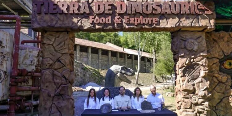 Abren “Tierra de dinosaurios” en Santiago