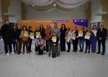 Acerca IVNL certeza a mujeres en situación de vulnerabilidad