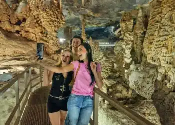Grutas de Bustamante 3
