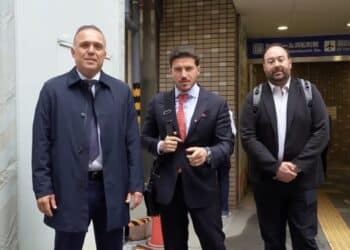 Comparte Samuel su experiencia al utilizar el monorriel de Tokio
