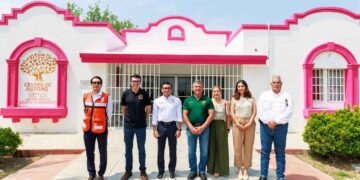 Supervisan construcción de Centro de autismo