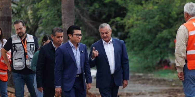 Supervisa Arratia avances en Centro Integral de cuidados