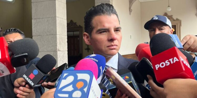 Busca Miguel Flores presupuesto antes de mundial