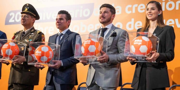 Conmemoran 202 aniversario de Nuevo León