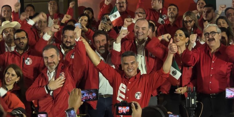PRI respalda a Adrián para 2027