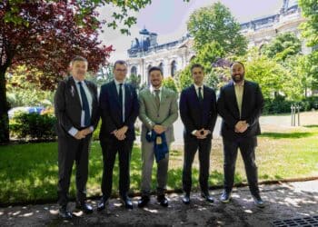 Concretan 400 mdd más para el aeropuerto