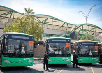 Entregan nuevas unidades a las rutas 109 y 198